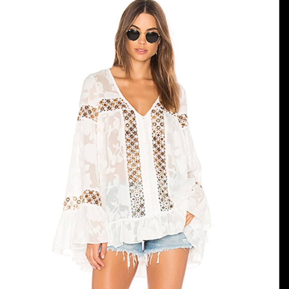 We are kindred Stephanie gold blouse size 2